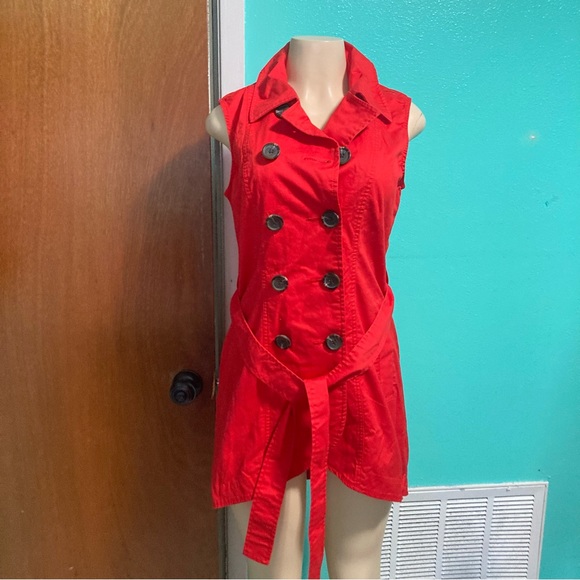 CAbi Poppy Red Convertible Trenchcoat - Picture 11 of 12